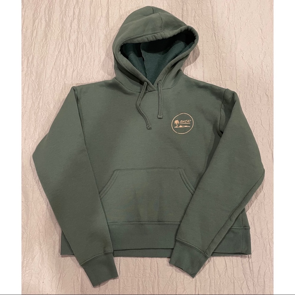 Cropped/short hoodie from RVCA
